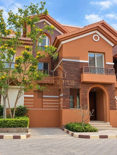 5 Bedroom Townhouse for Sale in Sheikh Zayed, Giza - WhatsApp Image 2026-10-14 at 1.52. 06 PM. jpeg 5 Bedroom Townhouse for Sale in Sheikh Zayed, Giza - WhatsApp Image 2026-10-14 at 1.52. 06 PM. jpeg