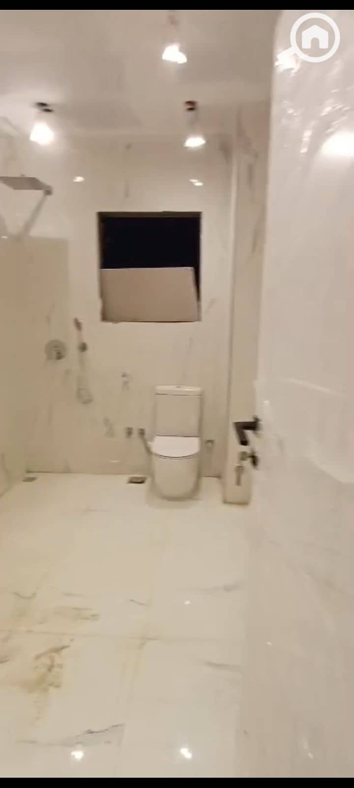 7 1000111003. jpg