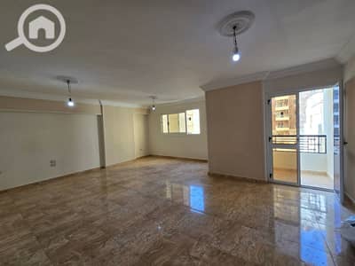 3 Bedroom Apartment for Rent in Laurent, Alexandria - 20261014_143705. jpg 3 Bedroom Apartment for Rent in Laurent, Alexandria - 20261014_143705. jpg