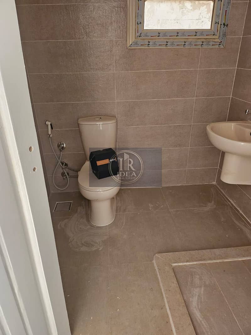 8 1000518343. jpg