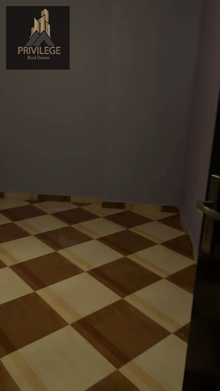 9 1001174128. jpg