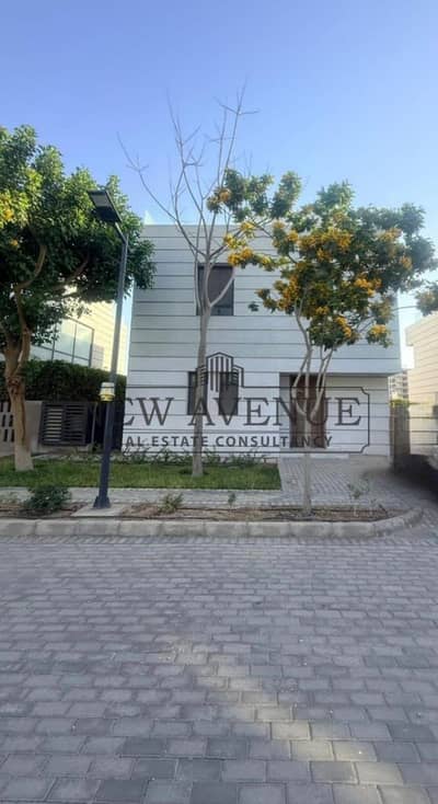 4 Bedroom Villa for Sale in Shorouk City, Cairo - WhatsApp Image 2026-10-01 at 11.13. 37 AM (1). jpeg