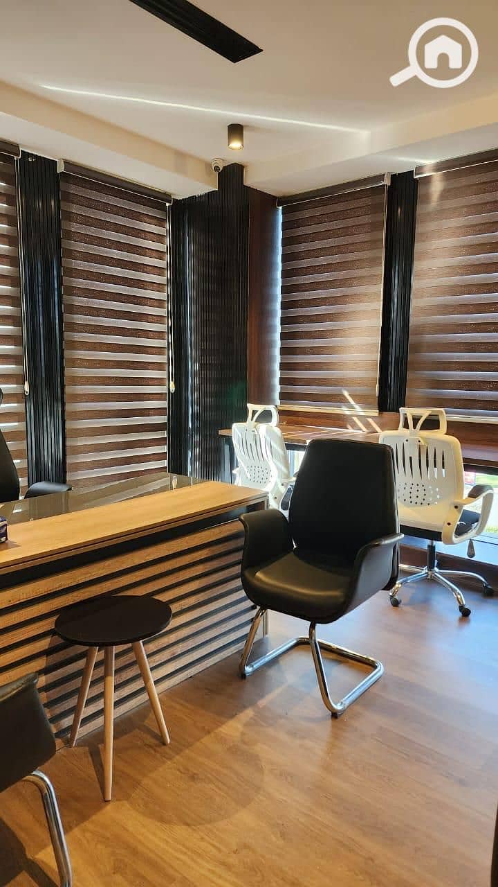10 U692062. jpg