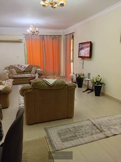 شقة 3 غرف نوم للايجار في الشيخ زايد، الجيزة - WhatsApp Image 2026-10-14 at 2.56. 16 PM (1). jpeg