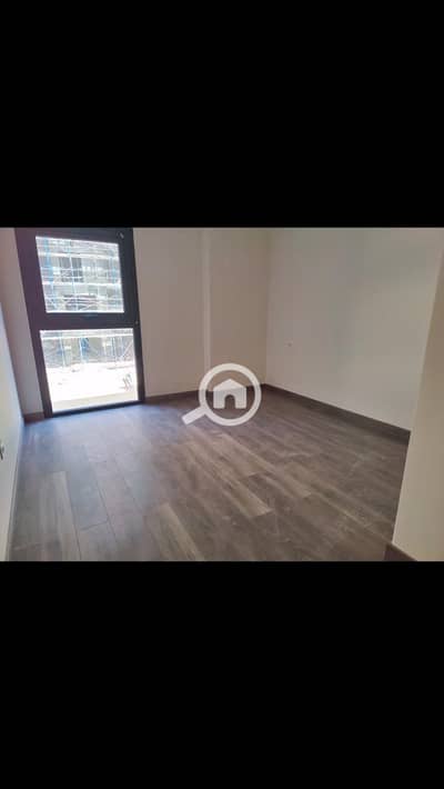 3 Bedroom Flat for Sale in Sheikh Zayed, Giza - WhatsApp Image 2026-10-15 at 2.38. 10 PM. jpeg 3 Bedroom Flat for Sale in Sheikh Zayed, Giza - WhatsApp Image 2026-10-15 at 2.38. 10 PM. jpeg