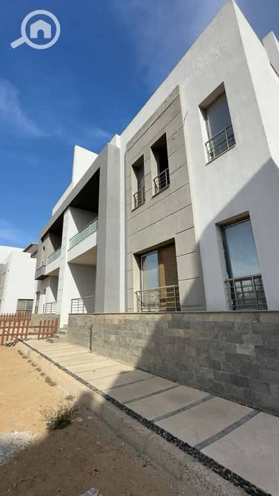 4 Bedroom Twin House for Sale in Shorouk City, Cairo - WhatsApp Image 2026-10-14 at 17.52. 46. jpeg 4 Bedroom Twin House for Sale in Shorouk City, Cairo - WhatsApp Image 2026-10-14 at 17.52. 46. jpeg