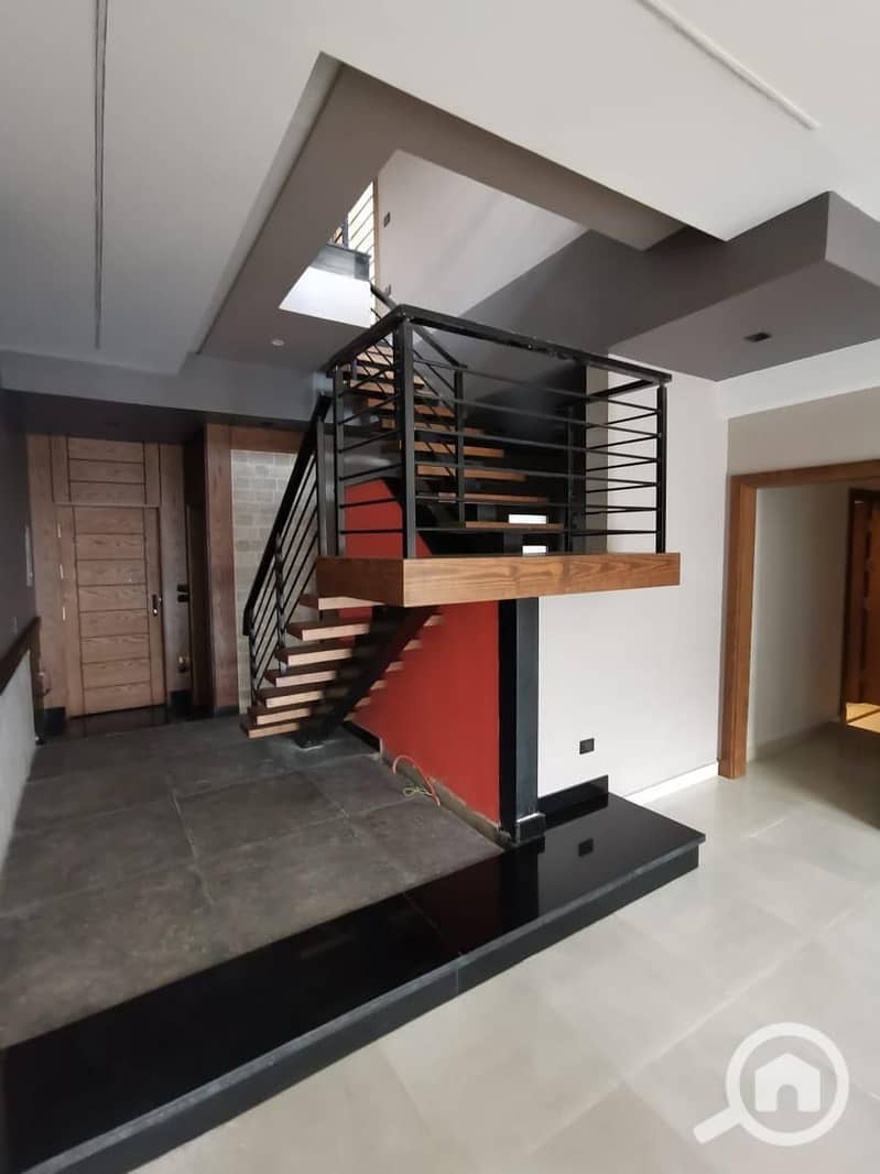 2 adf2f670-b143-491d-b19e-94e4616350c7. jpeg