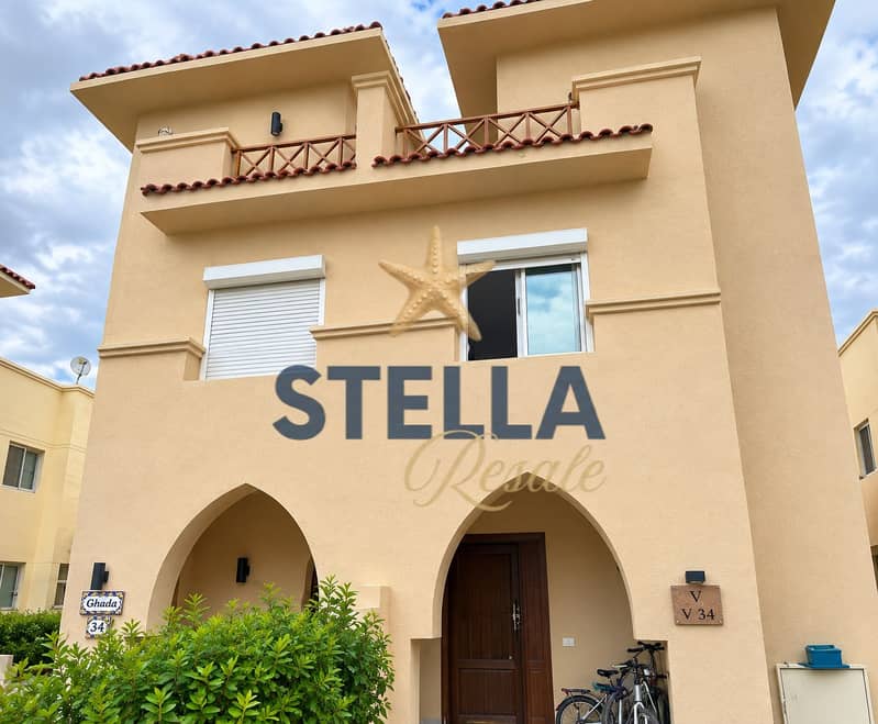 11 Mediterranean Villa with Bicycles. png