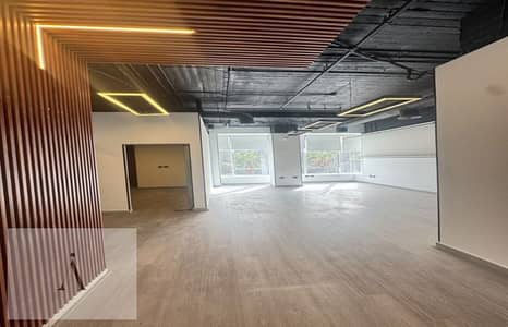 Office for Sale in New Cairo, Cairo - photo_2_2026-10-15_15-50-28. jpg