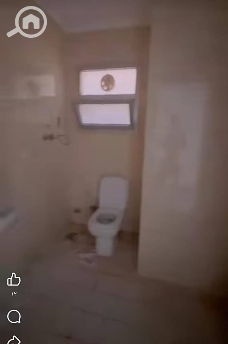 2 1000788072. jpg