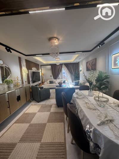 3 Bedroom Flat for Sale in Sheikh Zayed, Giza - 17294cac-9861-42c1-b7c4-51cb07195aad. jpg 3 Bedroom Flat for Sale in Sheikh Zayed, Giza - 17294cac-9861-42c1-b7c4-51cb07195aad. jpg