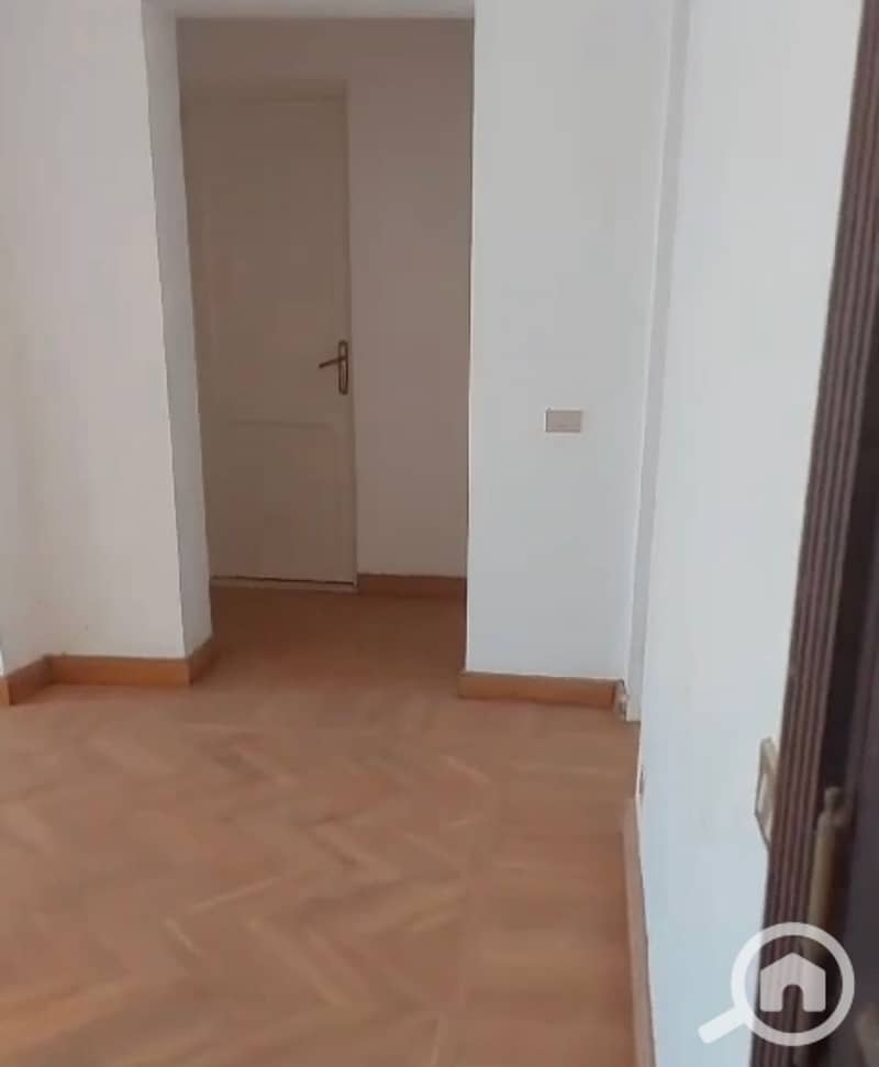 4 67762. jpg