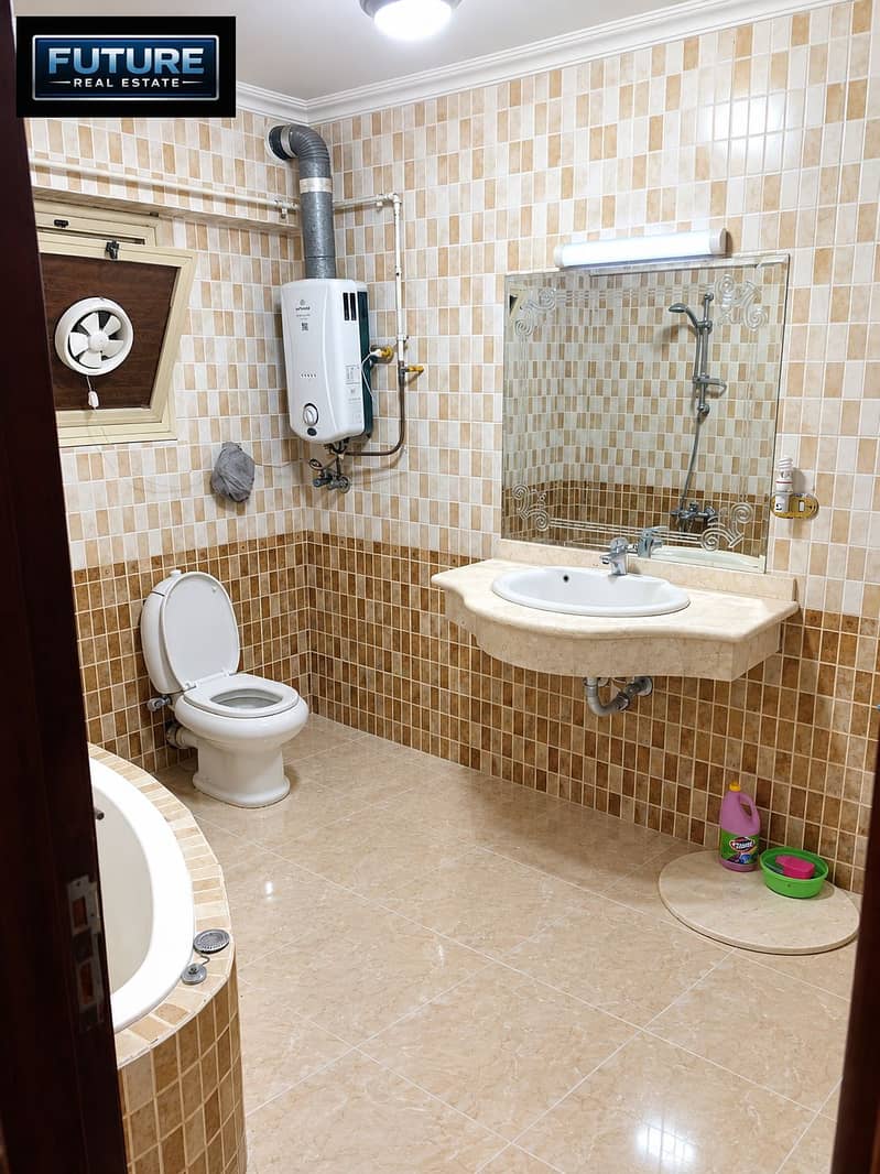 2 Bright Beige Mosaic Bathroom Interior. png