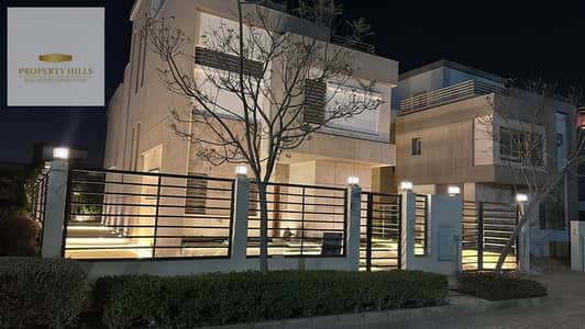 5 Bedroom Villa for Sale in New Cairo, Cairo - 201032e9-9792-4084-ae7d-dd07137652a8. jpg