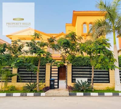 6 Bedroom Villa for Sale in New Cairo, Cairo - 577766256_858481533381776_6832060381386436014_n. jpg