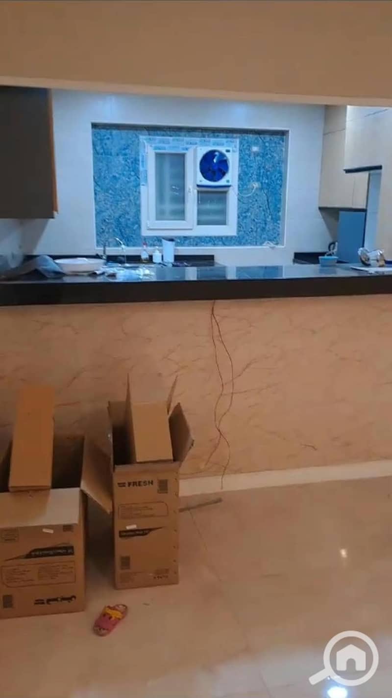 7 1001114915. jpg