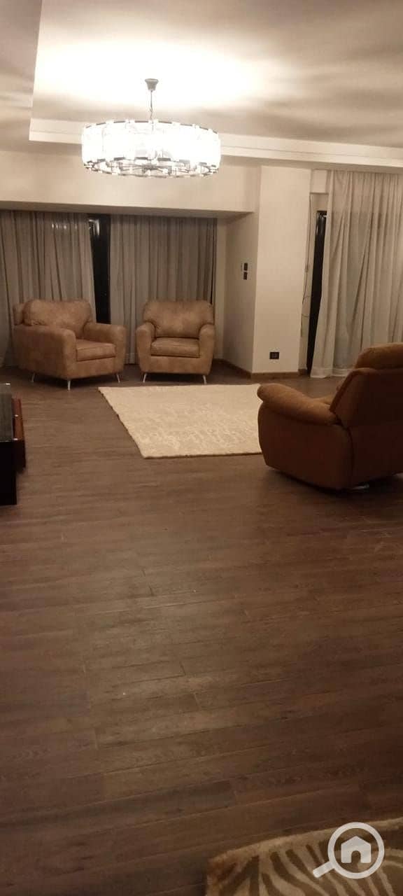 35 163990. jpg