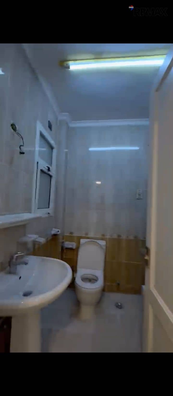 7 1000990506. jpg