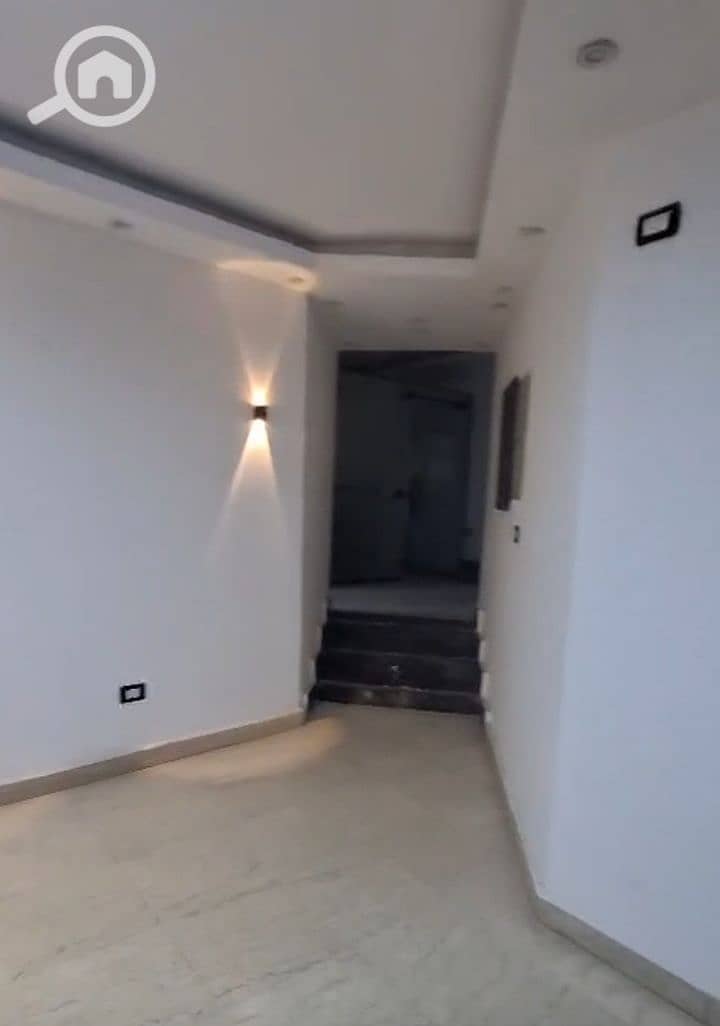 4 1000407323. jpg