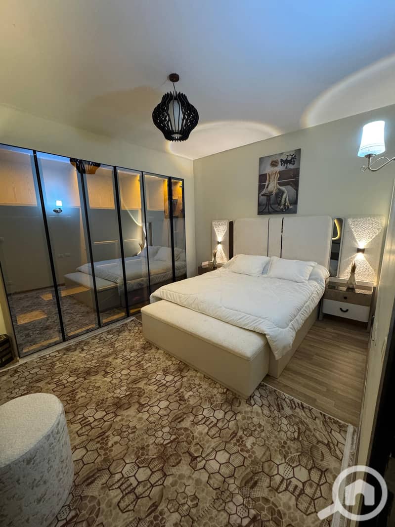 2 1000510189. jpg