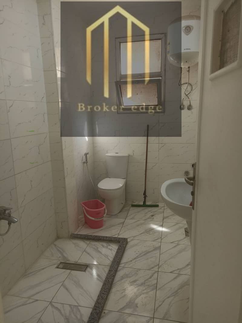 4 1001841663. jpg