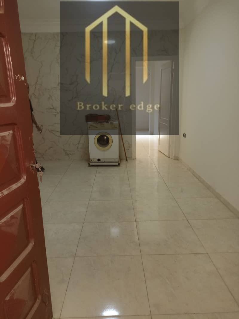 5 1001841669. jpg