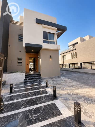 4 Bedroom Townhouse for Rent in New Cairo, Cairo - 438c1e34-7e7a-4210-8000-282a485d52c5. png 4 Bedroom Townhouse for Rent in New Cairo, Cairo - 438c1e34-7e7a-4210-8000-282a485d52c5. png