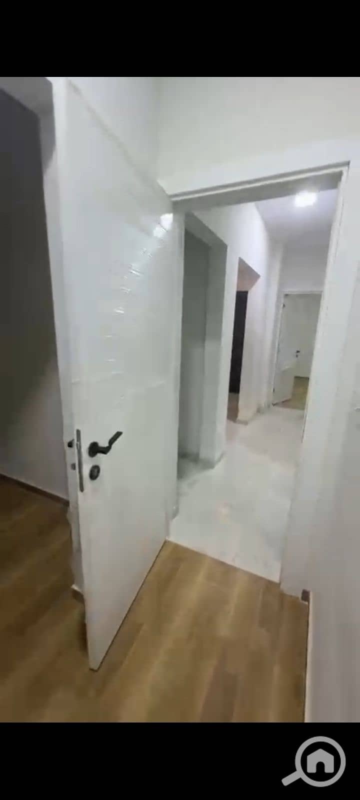 4 1000969468. jpg