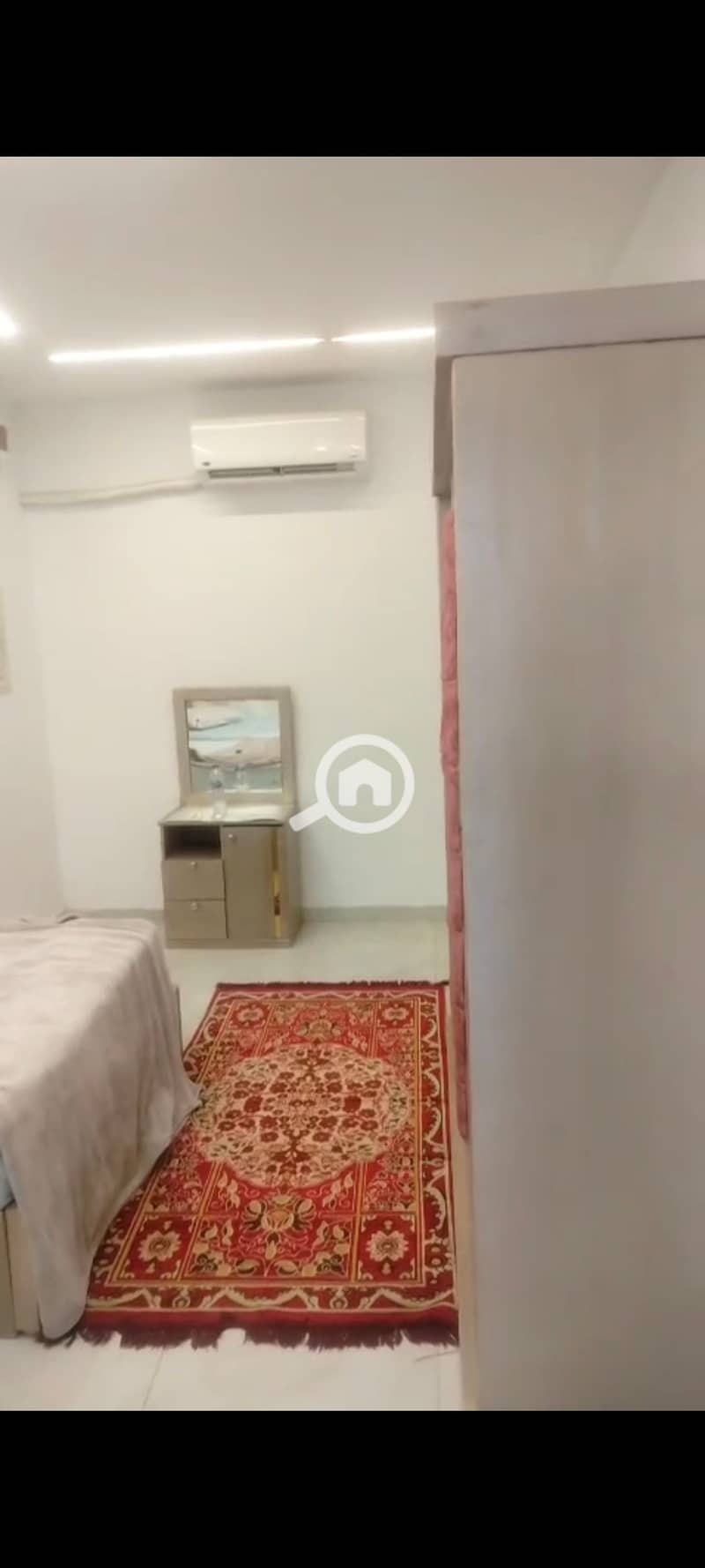 8 1000448947. jpg