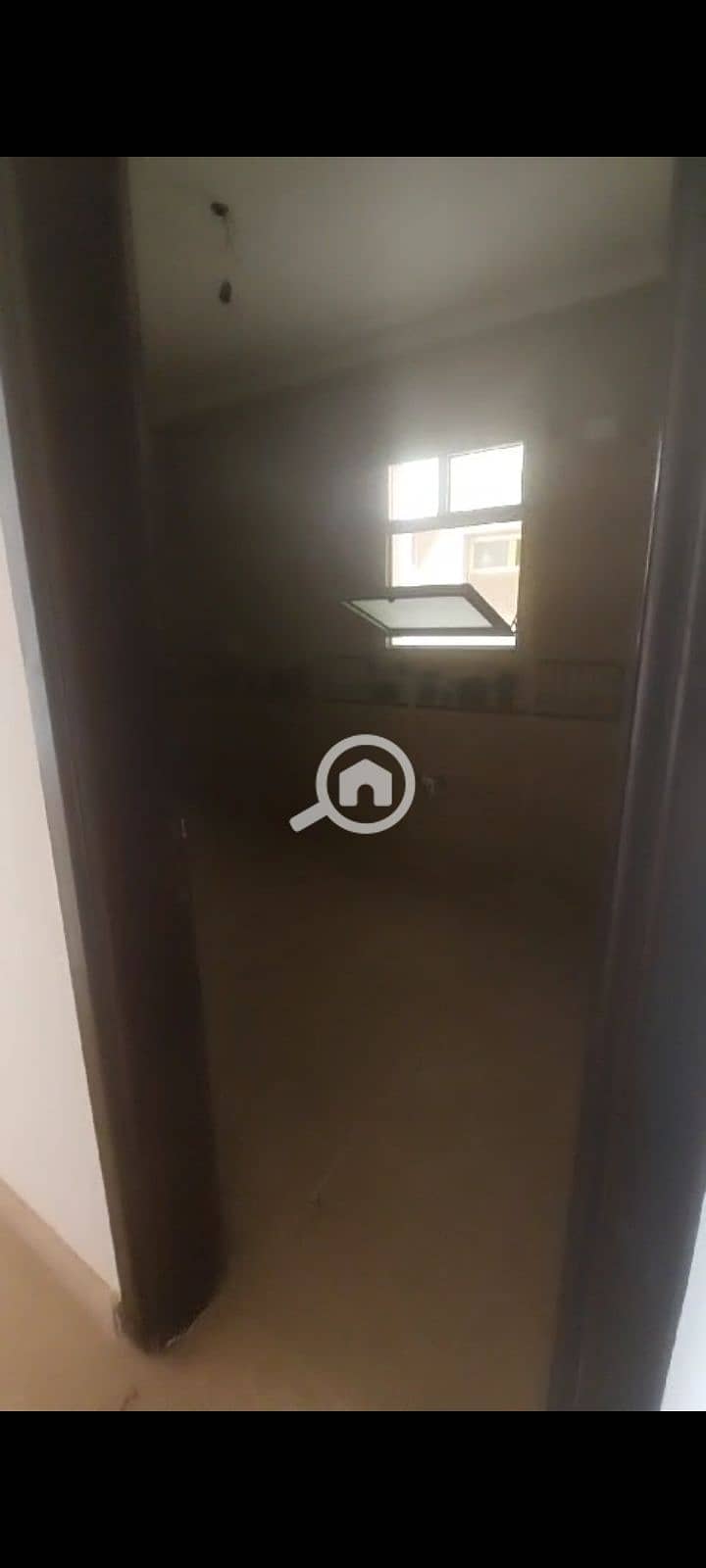 8 1000111928. jpg