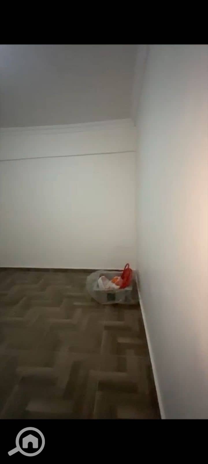 10 1000111979. jpg