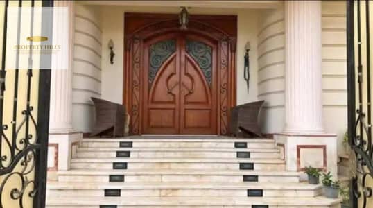 فیلا 5 غرف نوم للبيع في مدينة الشروق، القاهرة - 21b1b687-590e-40b4-9c46-346320f26877. jpg