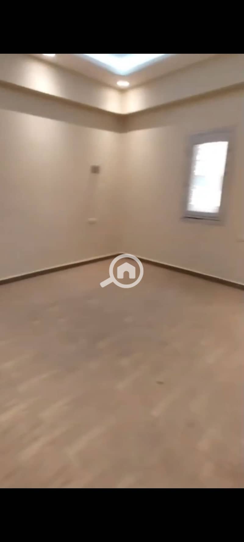 9 1000557333. jpg