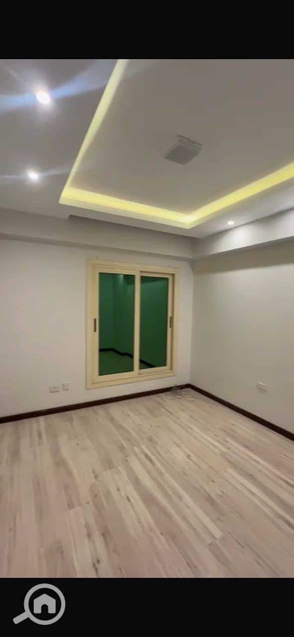 10 541740. jpg