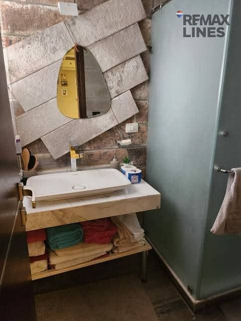 4 1001428758. jpg