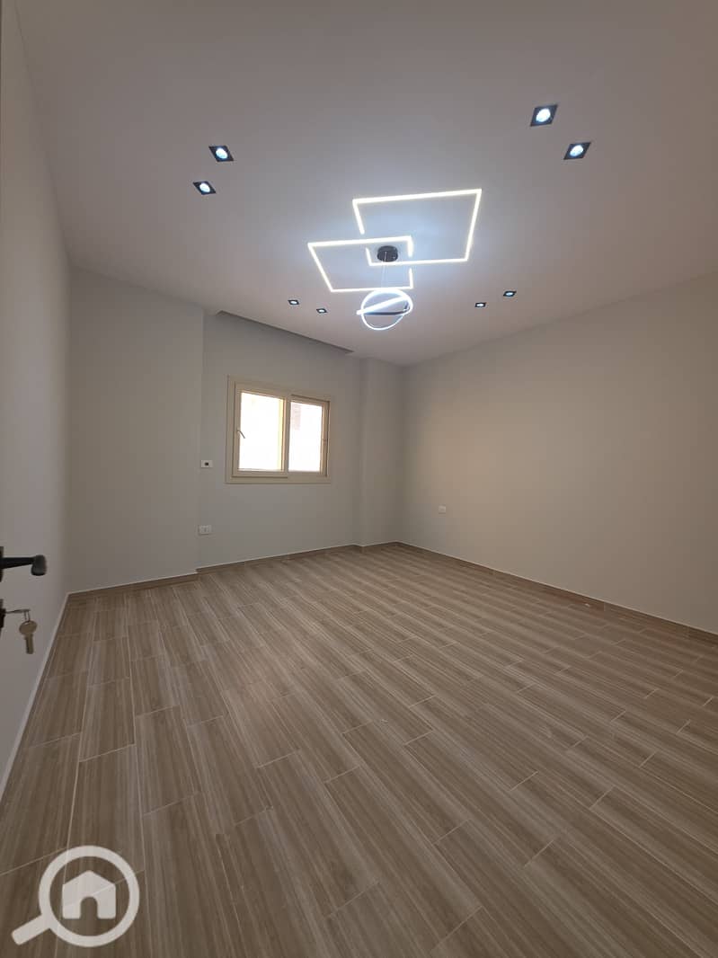 8 50073. jpg