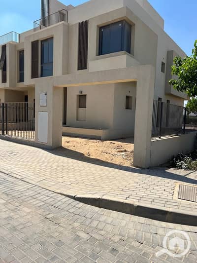3 Bedroom Twin House for Sale in New Heliopolis, Cairo - WhatsApp Image 2026-10-14 at 2.53. 52 PM. jpeg