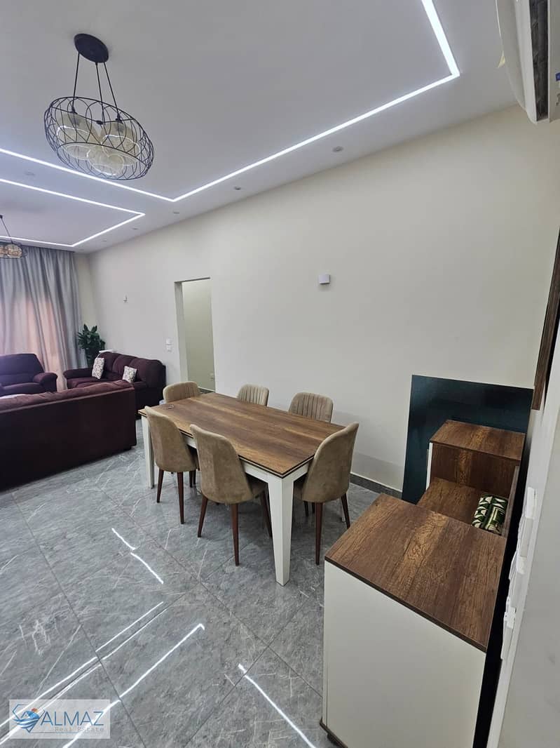 3 bd9ac67e-6177-42ff-9baa-5736623a0fa7. jpeg