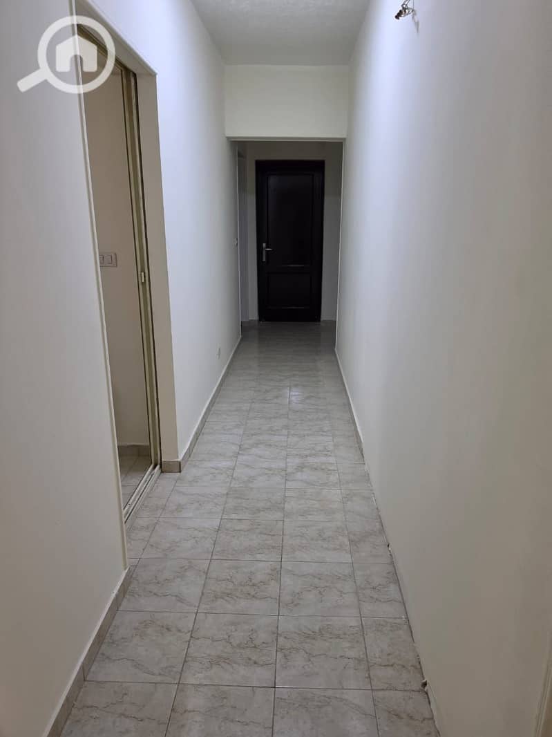 8 1000030843. jpg