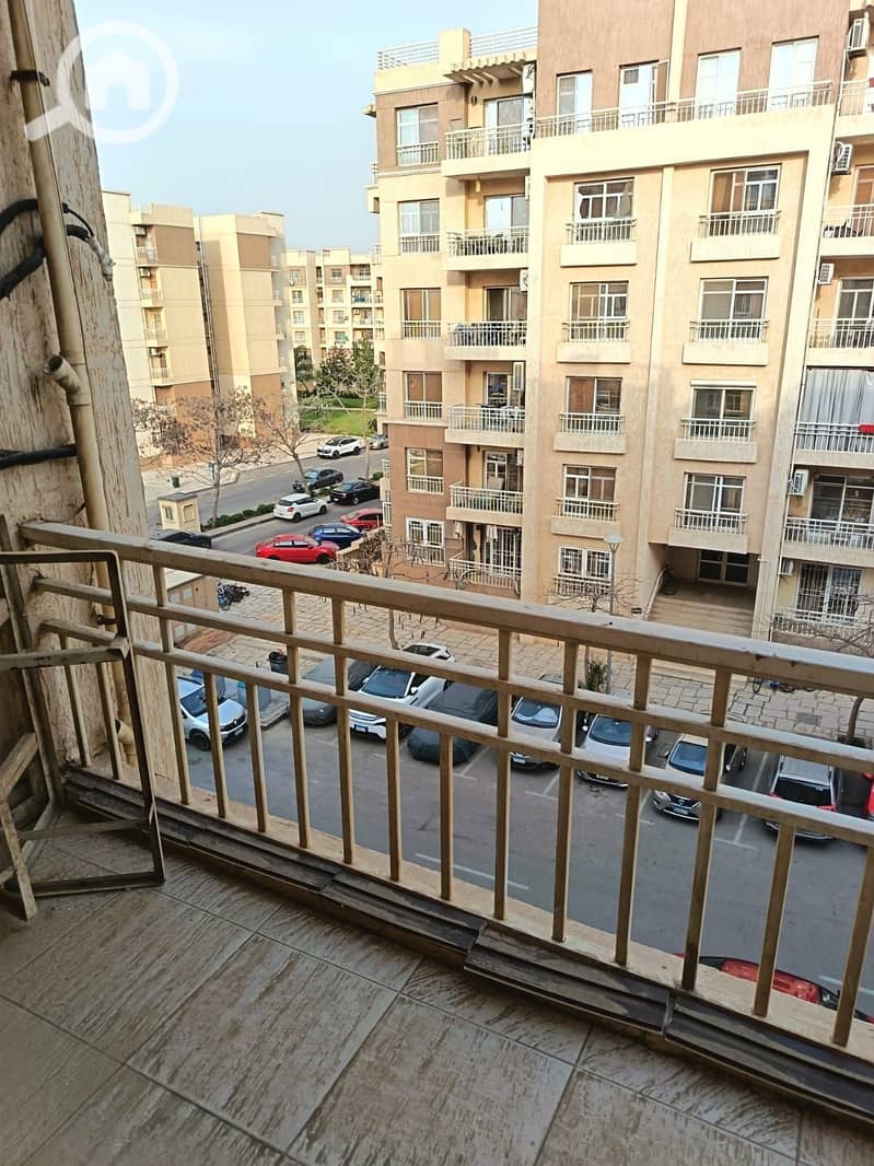 7 1000548860. jpg