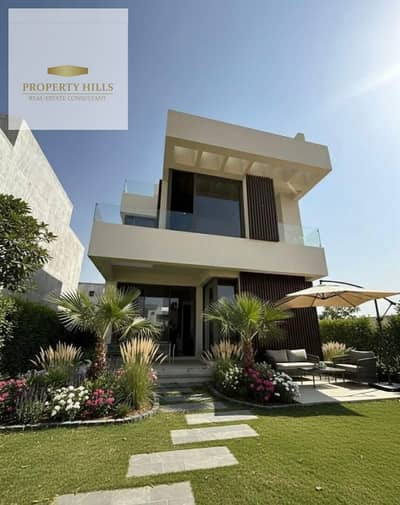 4 Bedroom Villa for Sale in New Cairo, Cairo - 3e5e7200-db2a-4ebf-8e9f-e21d10f32fa3. jpeg 4 Bedroom Villa for Sale in New Cairo, Cairo - 3e5e7200-db2a-4ebf-8e9f-e21d10f32fa3. jpeg