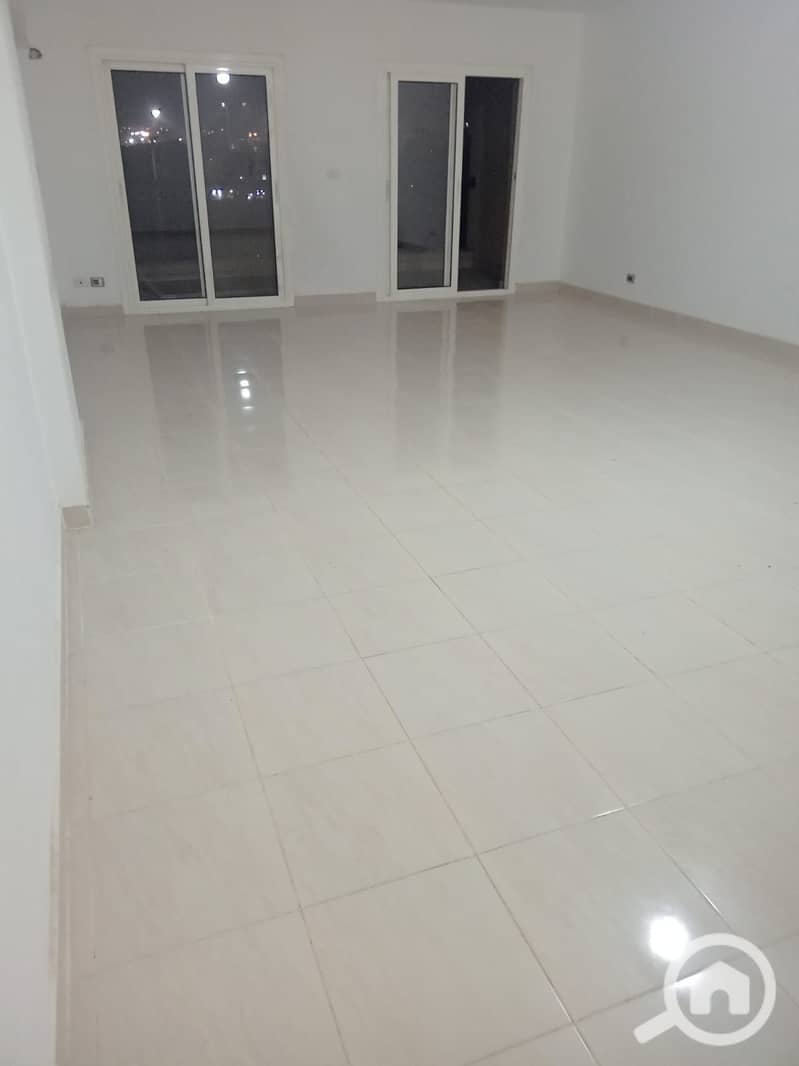 8 550048. jpg