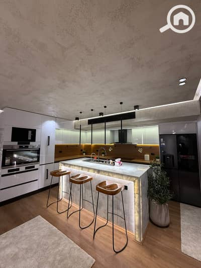 3 Bedroom Apartment for Rent in New Cairo, Cairo - WhatsApp Image 2026-10-15 at 4.48. 30 PM (3). jpeg 3 Bedroom Apartment for Rent in New Cairo, Cairo - WhatsApp Image 2026-10-15 at 4.48. 30 PM (3). jpeg