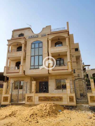 شقة 3 غرف نوم للبيع في مدينة الشروق، القاهرة - 10. jpg شقة 3 غرف نوم للبيع في مدينة الشروق، القاهرة - 10. jpg