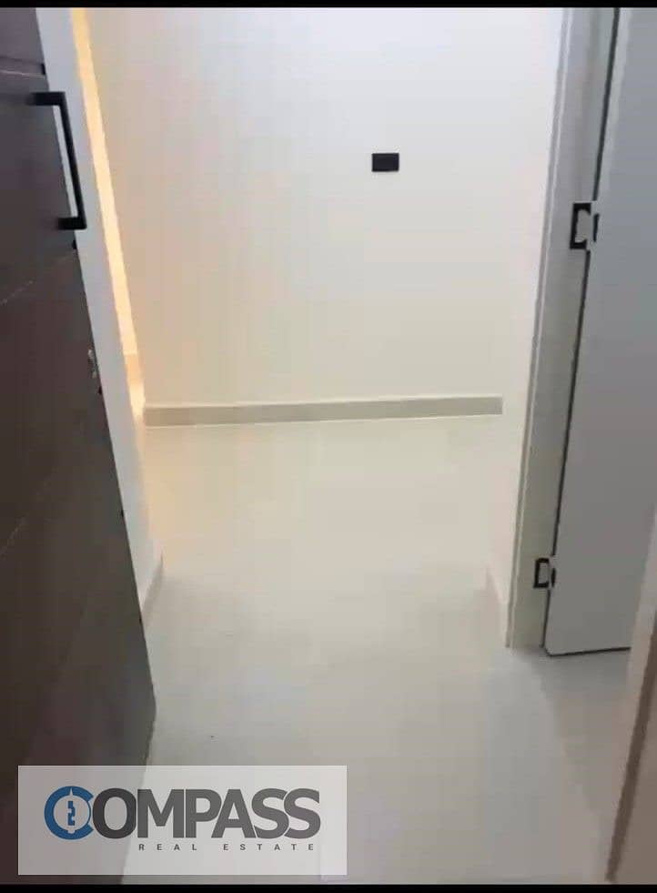 1. jpeg 1. jpeg