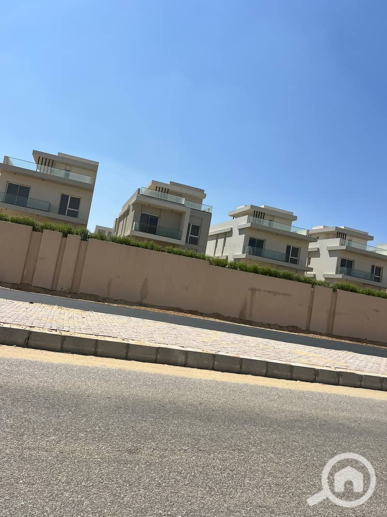 3 بليس5. jpeg