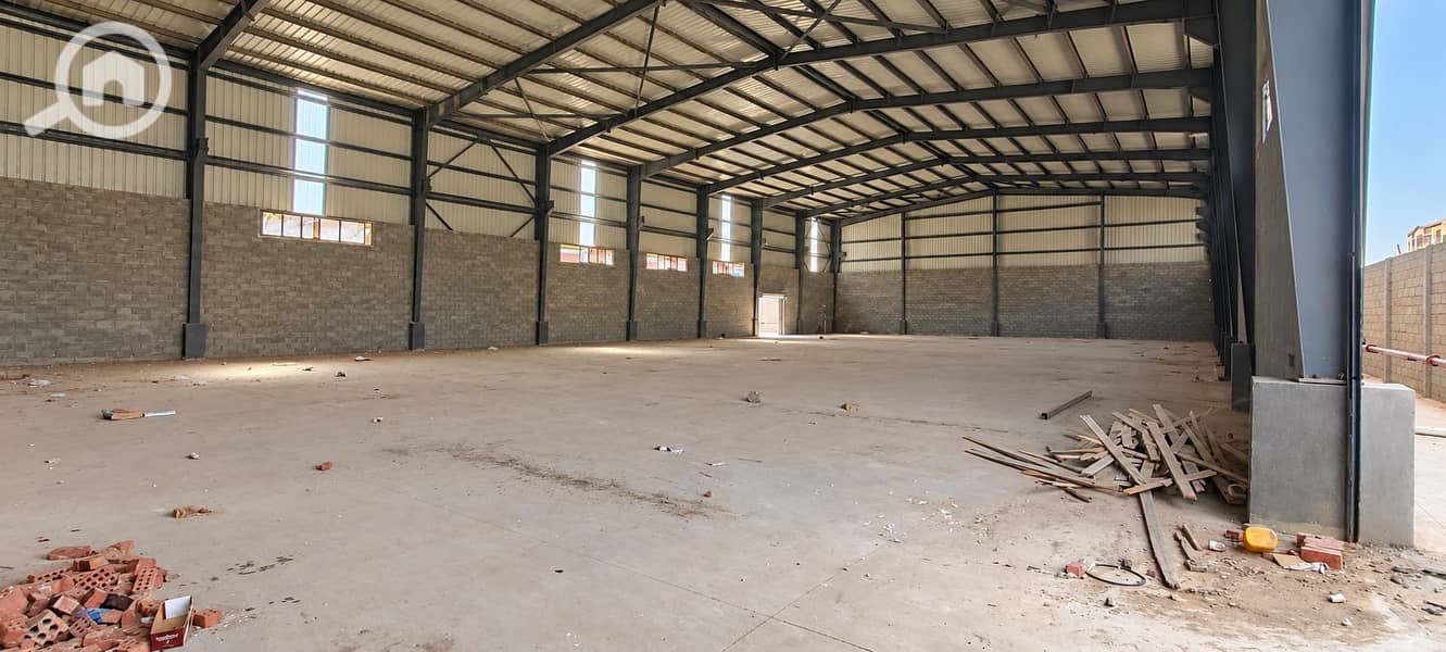 2 02_Hangar_1550. png