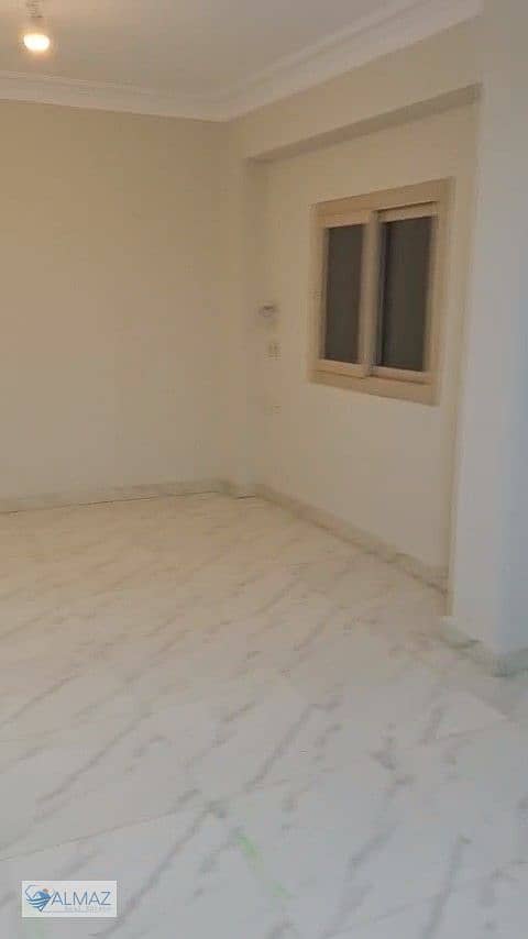 4 WhatsApp Image 2026-10-18 at 12.14. 34 PM (1). jpeg
