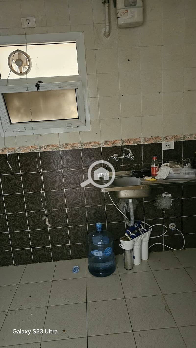 9 1000651896. jpg