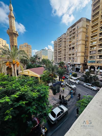 شقة 4 غرف نوم للبيع في سموحة، الإسكندرية - WhatsApp Image 2026-10-18 at 1.04. 54 PM. jpeg